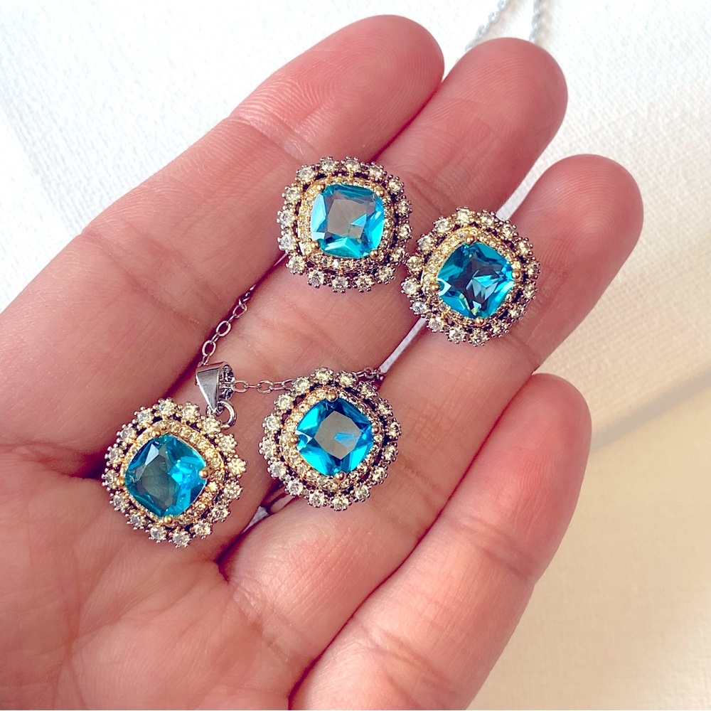 ♦️SALE♦️925 Sterling Silver Blue Crystal Cubic Zircon Sets